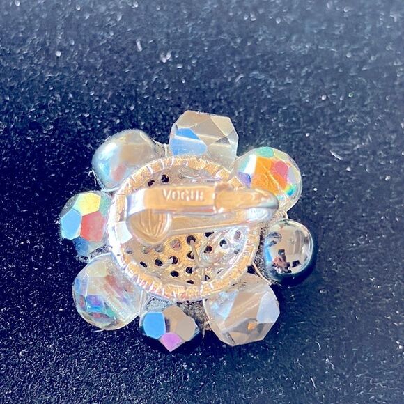 Large Vintage AB black crystal rhinestone cluster clip earrings by Vogue - Picture 14 of 15